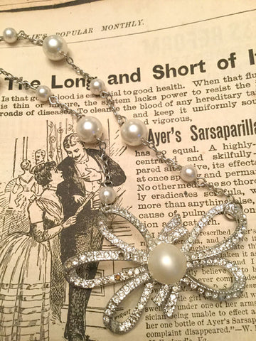Vintage Rhinestone and Pearl Bow Necklace